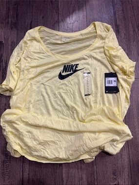 Nike Women’s Light Yellow Scoop Neck Tee with Black Logo